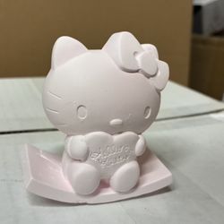 Free Hello Kitty Figurine 