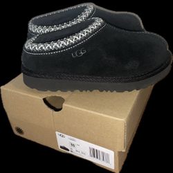 Little girl Tasman II black size 11 *gently used*