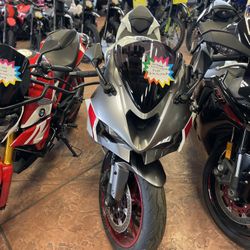 2024 Kawasaki Ninja ZX-6R KTR