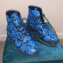 Eur 39/ US Size 8 Snake skin Boots