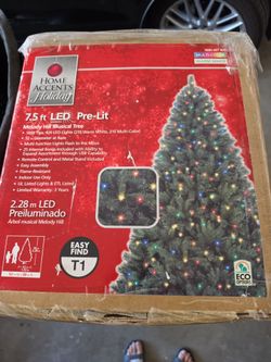 7.5 ft Christmas tree used