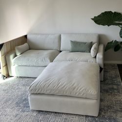 Ashley Sophie Viral Sectional Sofa w Ottoman