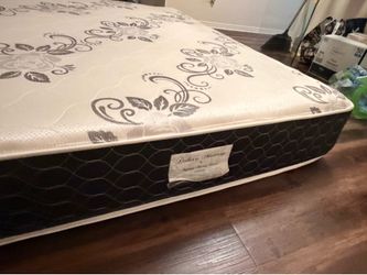Full size mattress