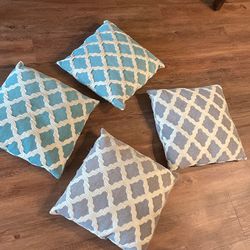 Throw Pillows