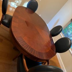 Good.
 Condition China, hatch and kitchen set.