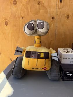 Disney Wall- E