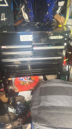 Brand new tool chest with wheels