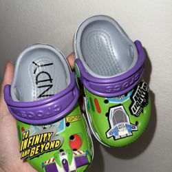Buzz lightyear Crocs