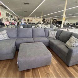 New Ashley Brand Gray Sectional Sofa Couch *Ottoman Sold Separately*