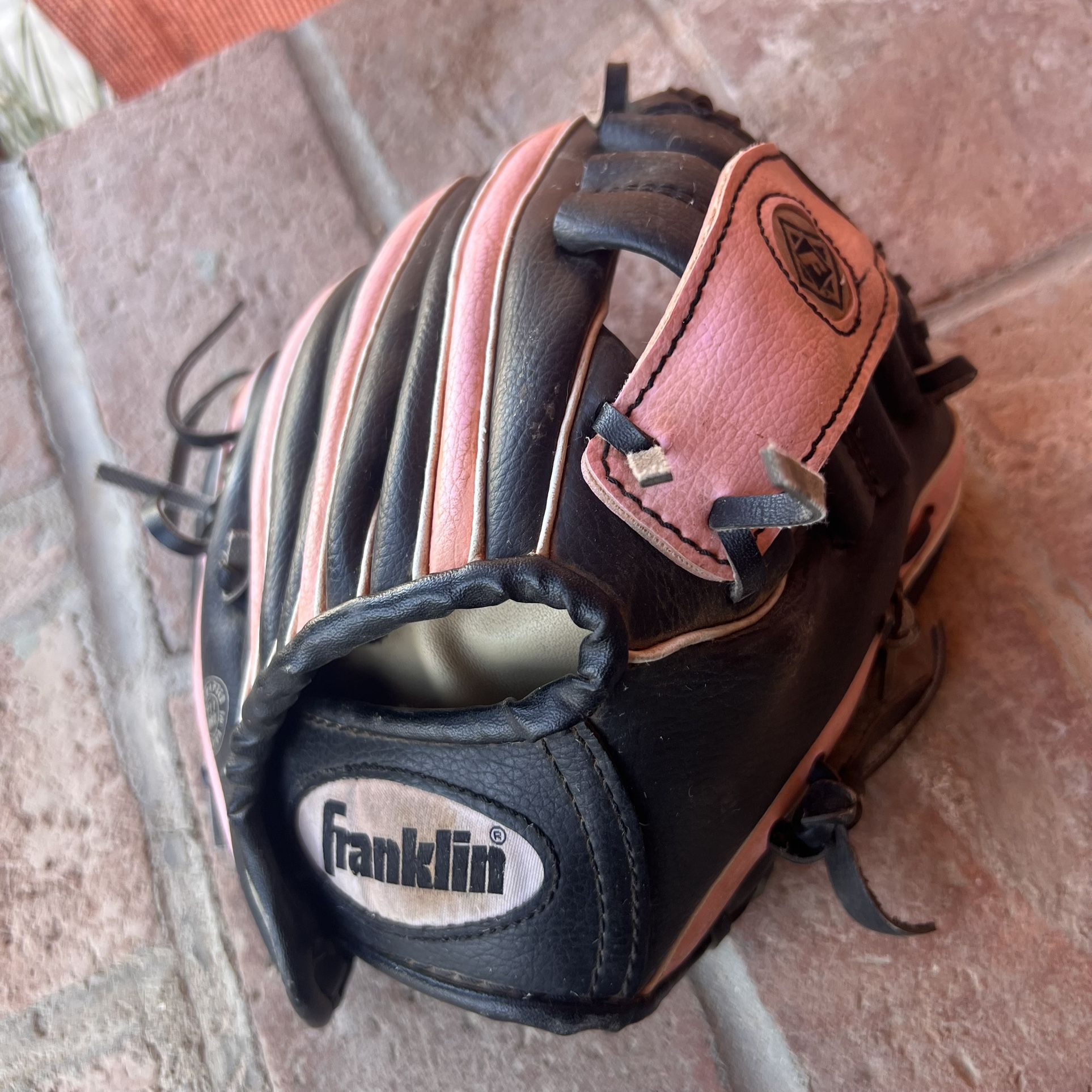 Franklin Youth Mitt