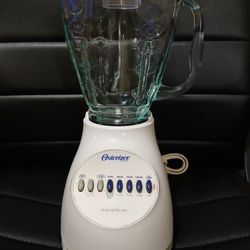 Oster glass 12 Speed Blender 