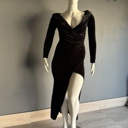 NEW DRESS SIZE LARGE 