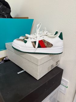Low-Top Sneakers 8.5