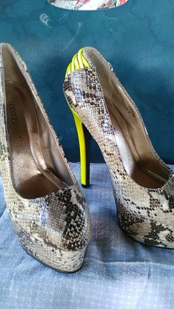Shoedazzle women dress shoes heels size 6