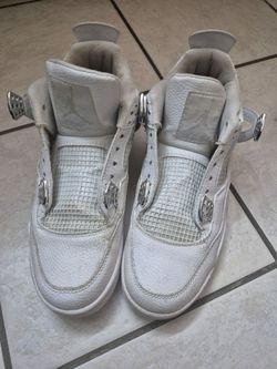 Jordan 4 Pure Money size 10 (read dsc )