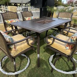 Brand New Patio Outdoor Dining Table Set
