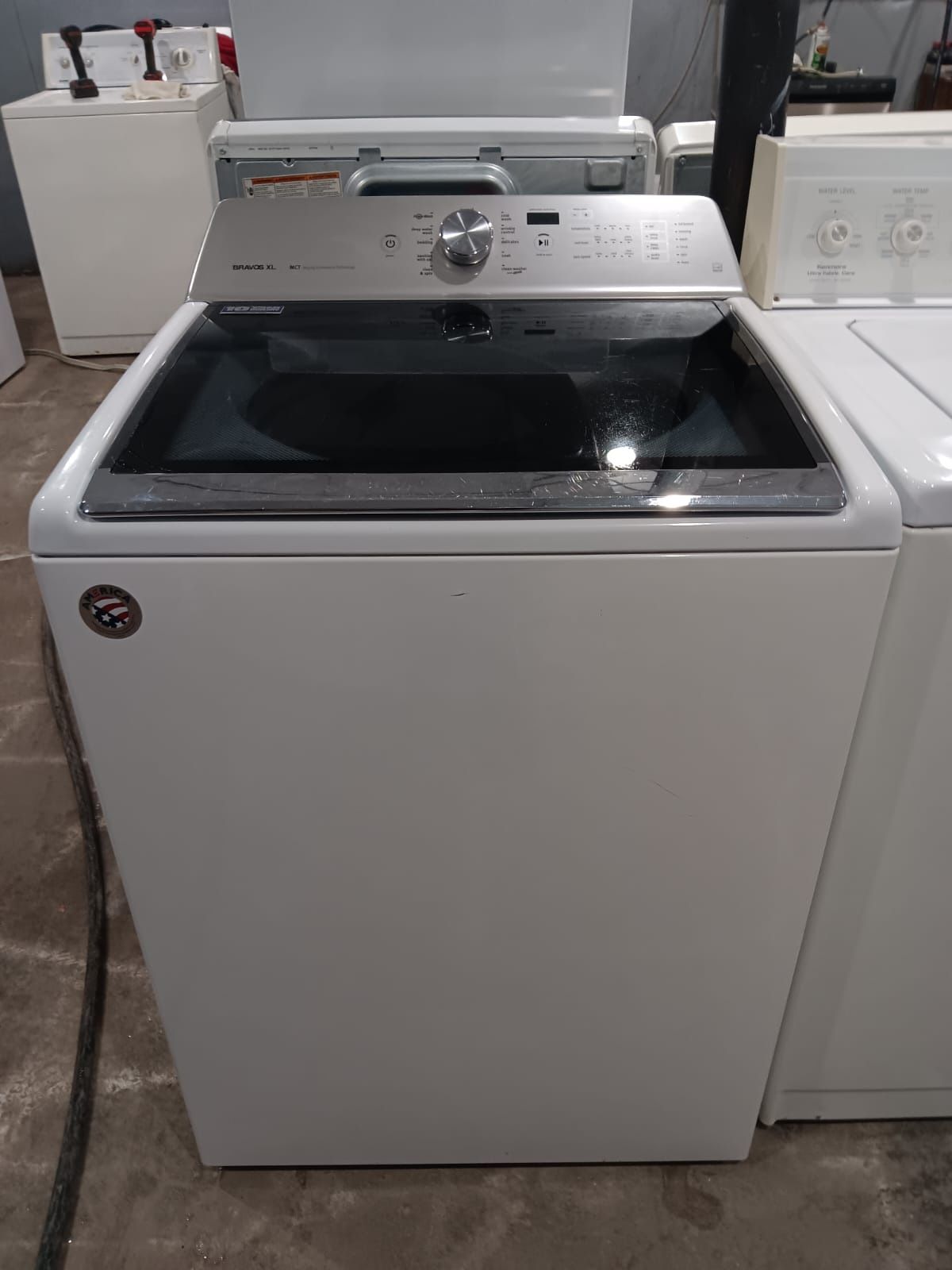 Maytag washer top-load 5.3 Cu.Ft