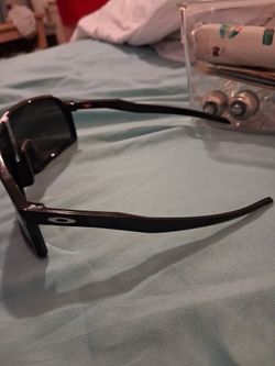 Oakley Sumo wrap around sun glasses