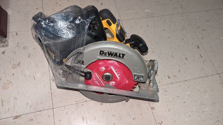 DeWalt