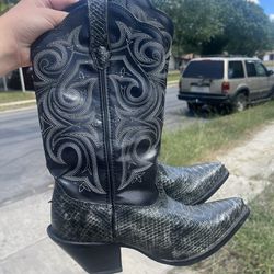 Womens Boots