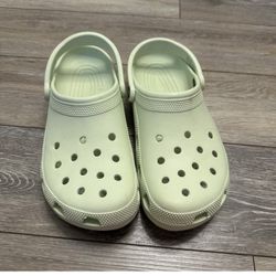 CROCS Classic Light Green Clogs