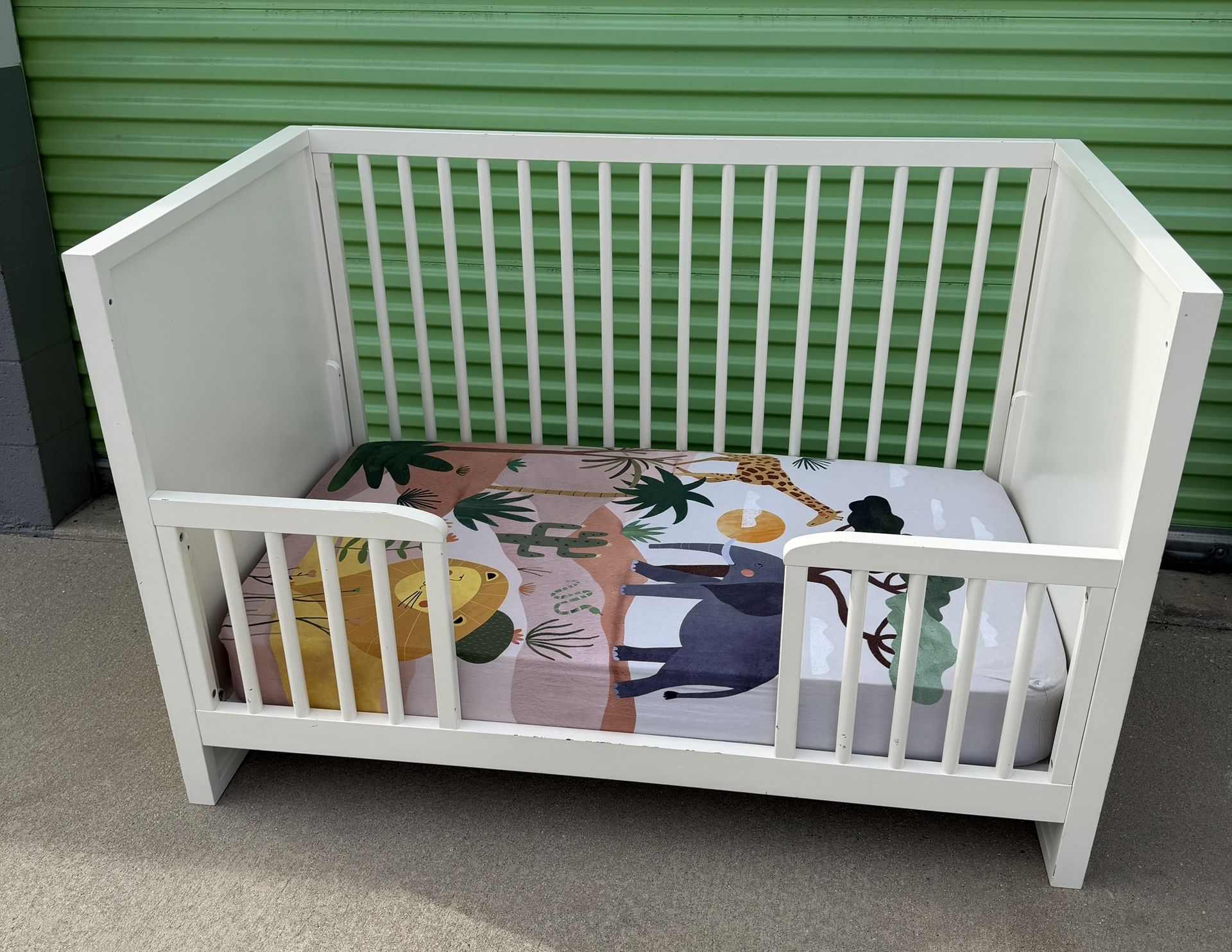 Baby Crib. 