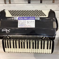 Rivoli Sonola Piano Accordion (41 Treble/120 Bass)