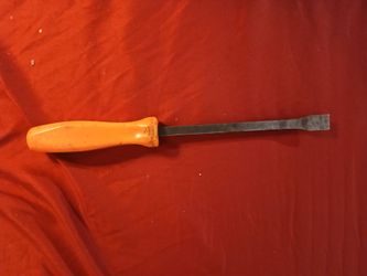 Snap on pry bar