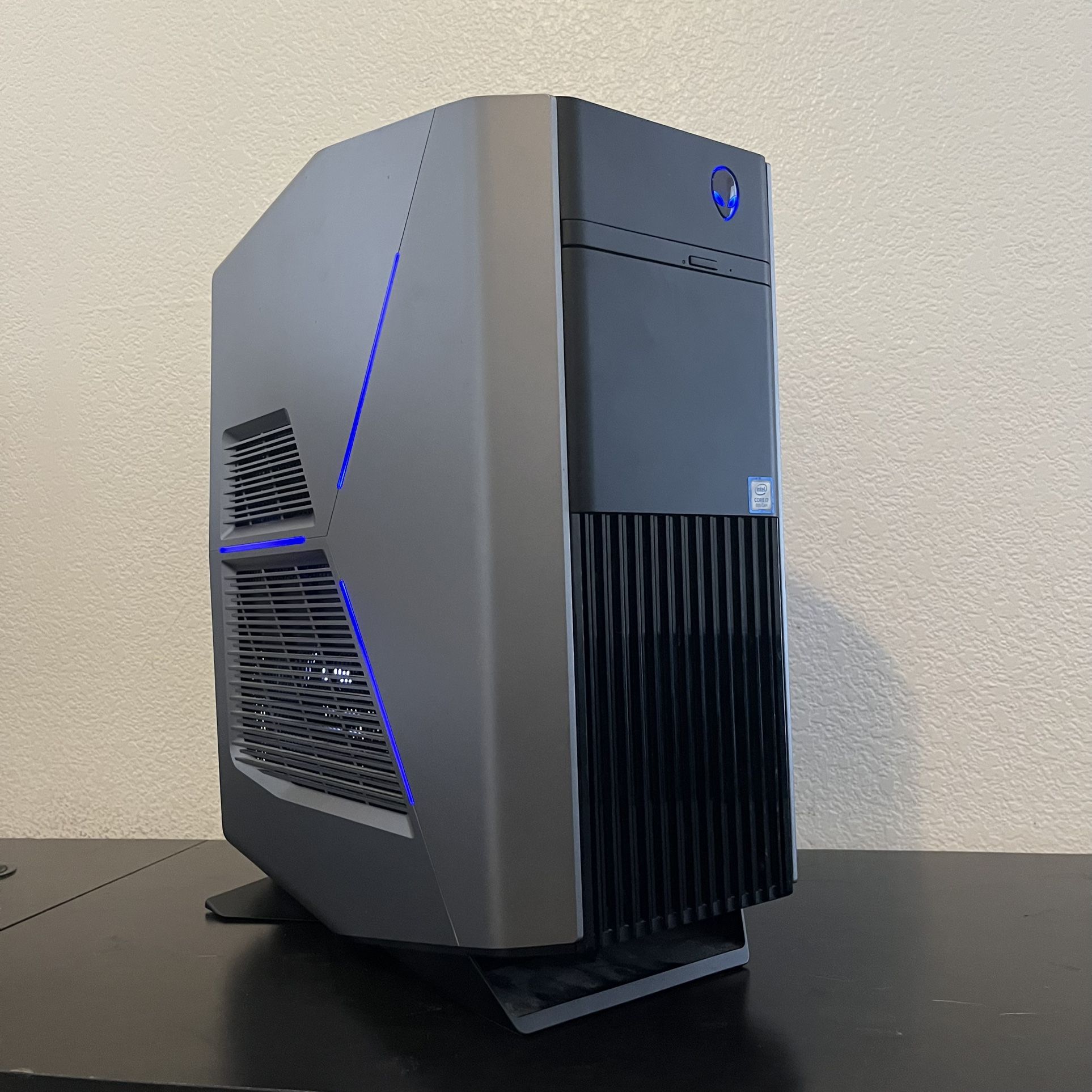 ULTRA FAST i7 RTX Gaming PC Computer (i7 8700, 32GB RAM, RTX 3060 Ti = RTX 4060, 240GB SSD + 1TB HDD, WiFi)