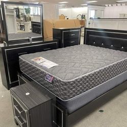 SPECIAL] Kaydell Black LED Panel Bedroom Set