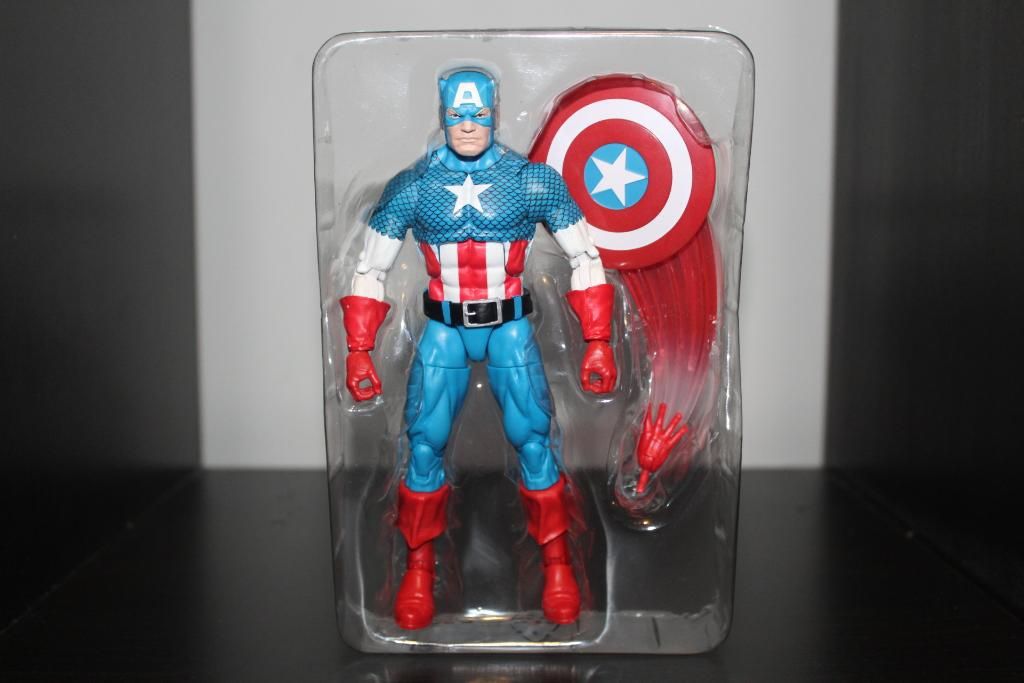 Marvel Legends Series Marvel Wave 1 Retro Card Collection Captain America