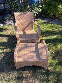 Wicker Outdoor Chair with Ottoman