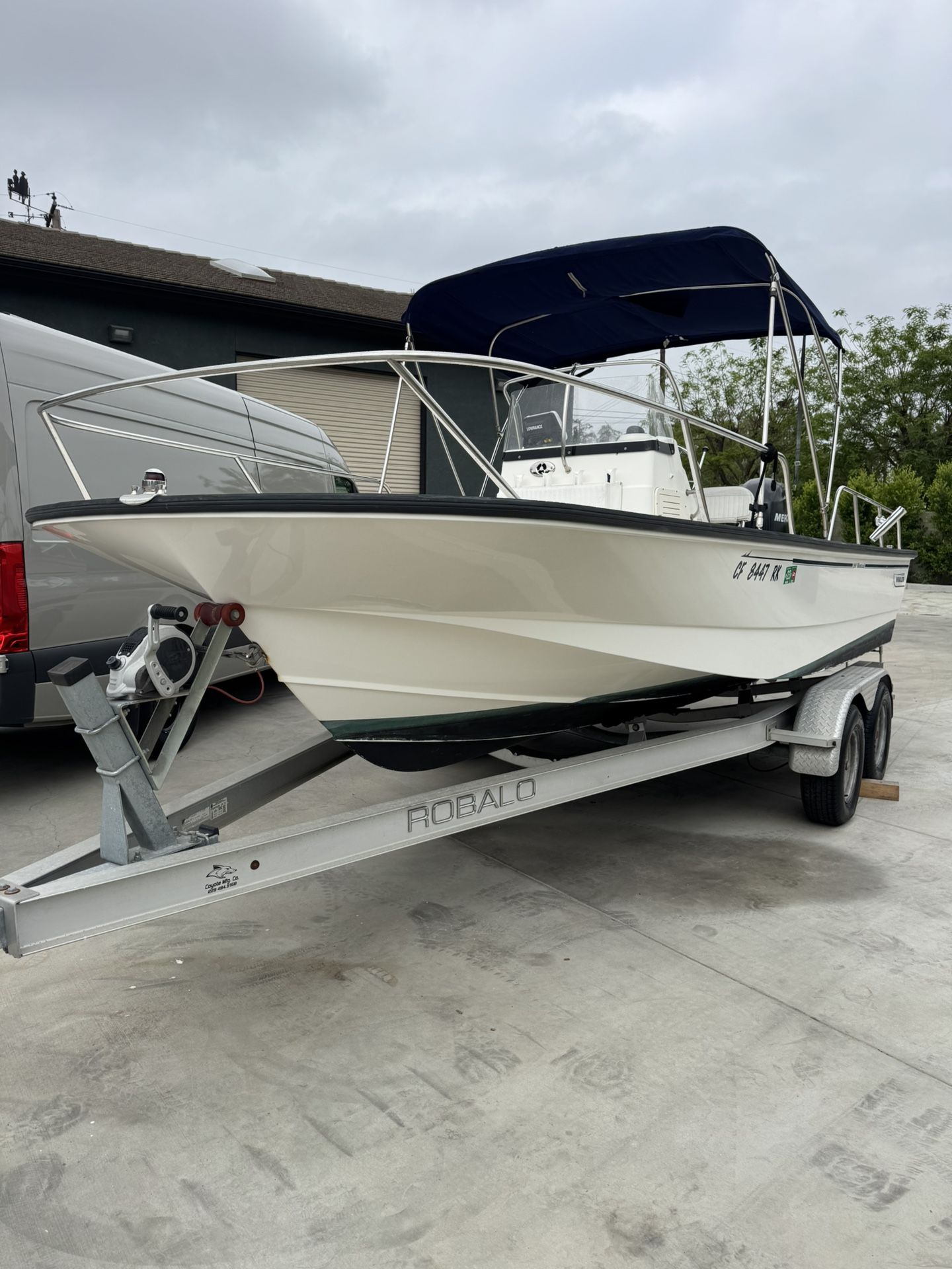 2007 19’ Boston Whaler Montauk 190 Center Console Boat With Trailer