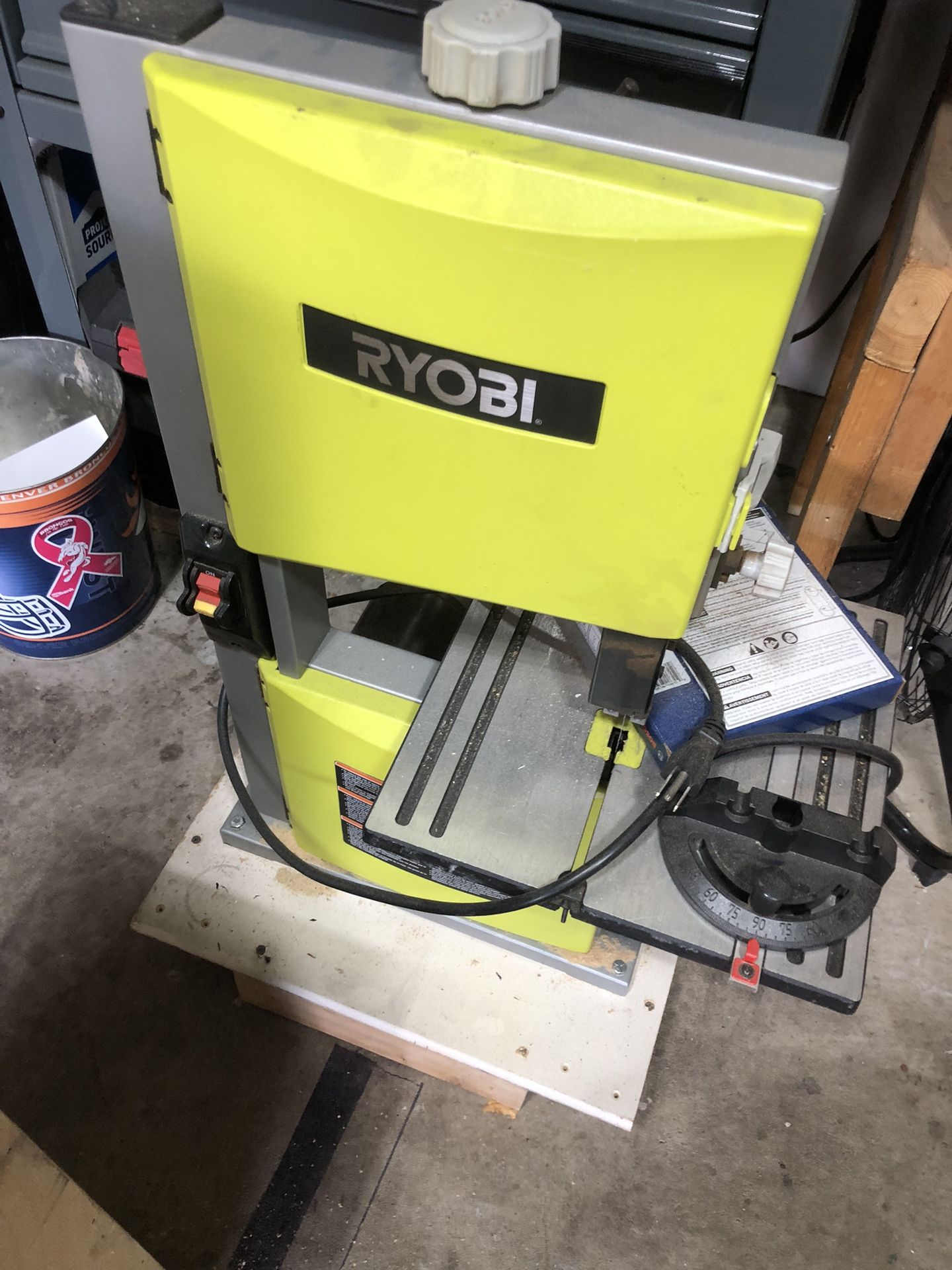 Ryobi Bandsaw 