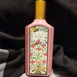 Authentic Gucci Flora Perfume 