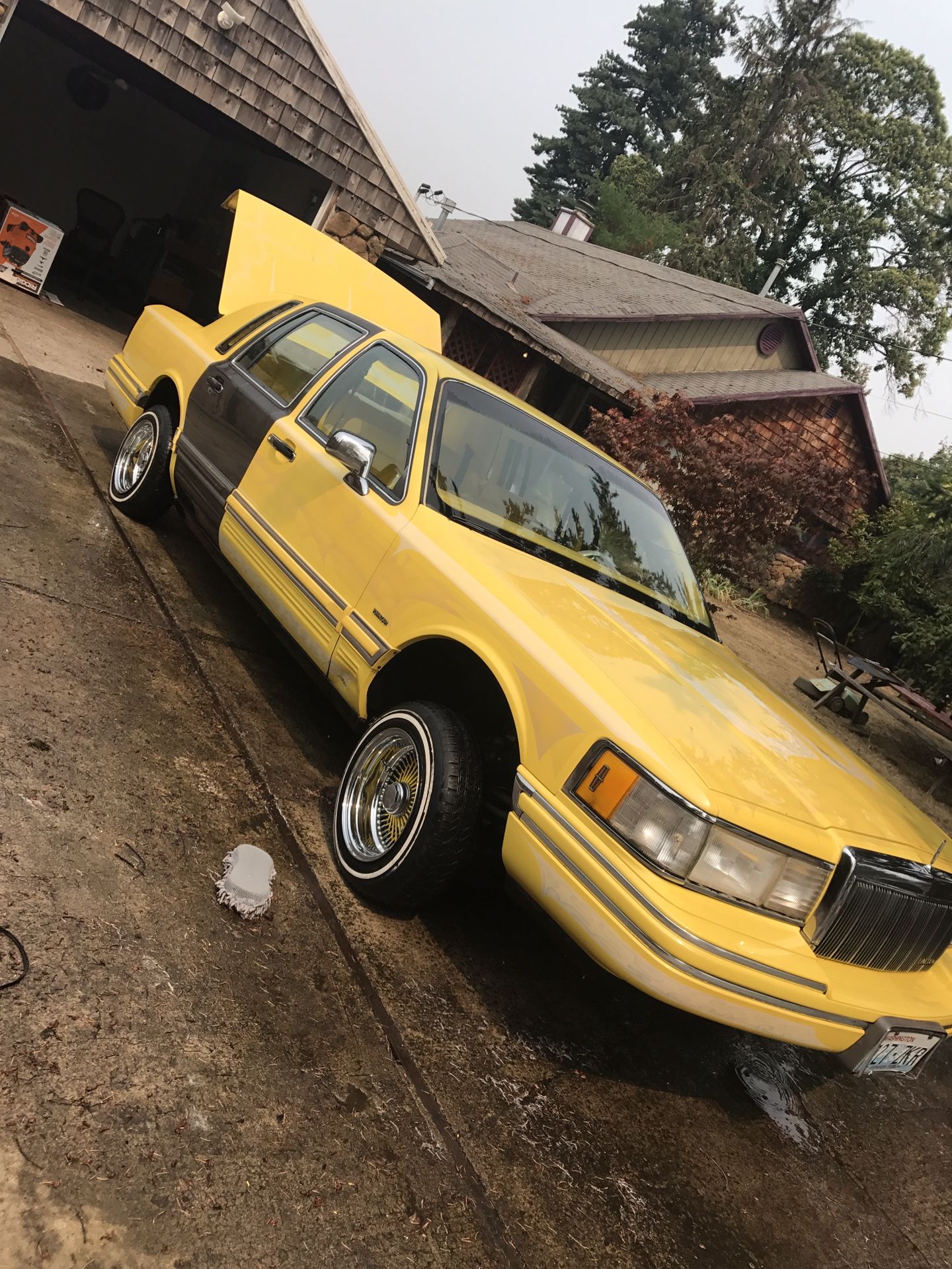 1991 Lincoln Town Car