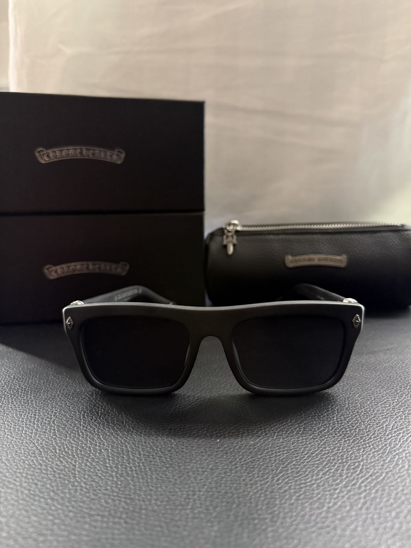 Luxury Metal Frame Glasses – Designer-Style Thick Arms