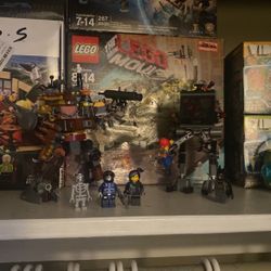Lego Movie Set RETIRED Metal beard Dual Set