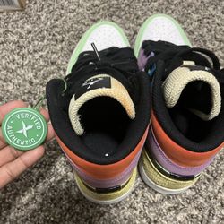 Jordan 1 Mid Lightbulb