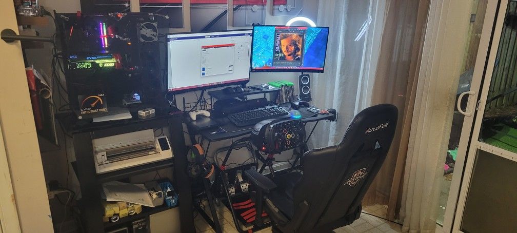 Gaming Setup, Comes With Everything And More