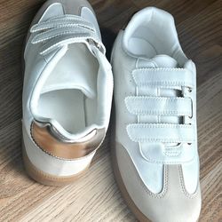 NWT Dolce Vita “Quick” Hook & Loop Sneakers, Women’s 9½ 