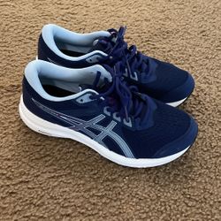New Women’s ASICS