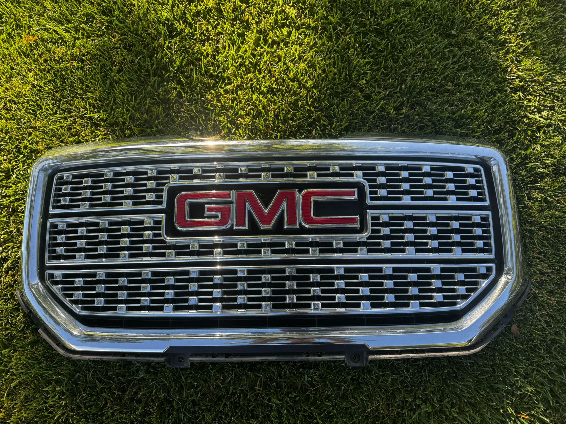 2017 GMC Sierra Denali 1500 Chrome Grille