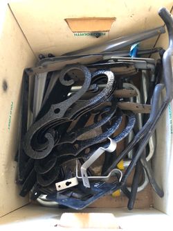 Shelves brackets ( whole box)