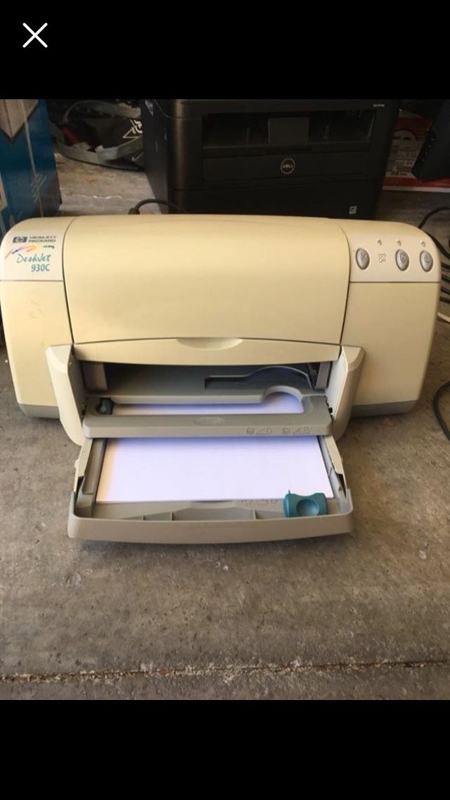 HP Deskjet 930C Standard Inkjet Printer