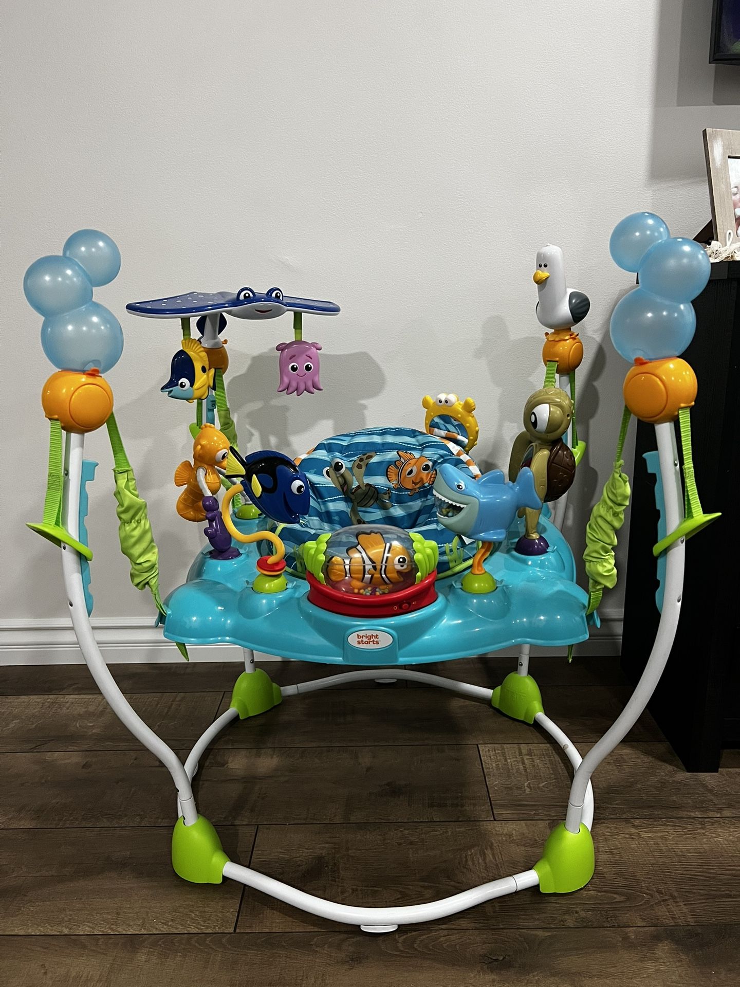 Finding Nemo Baby Bouncer