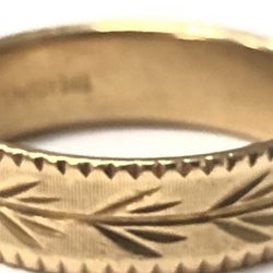 Mens Wedding Band 14kt Yellow Gold 