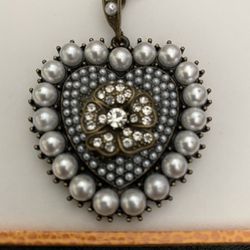 Vintage Look Heart & Pearl Necklace 