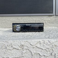 Pioneer Bluetooth Head unit 