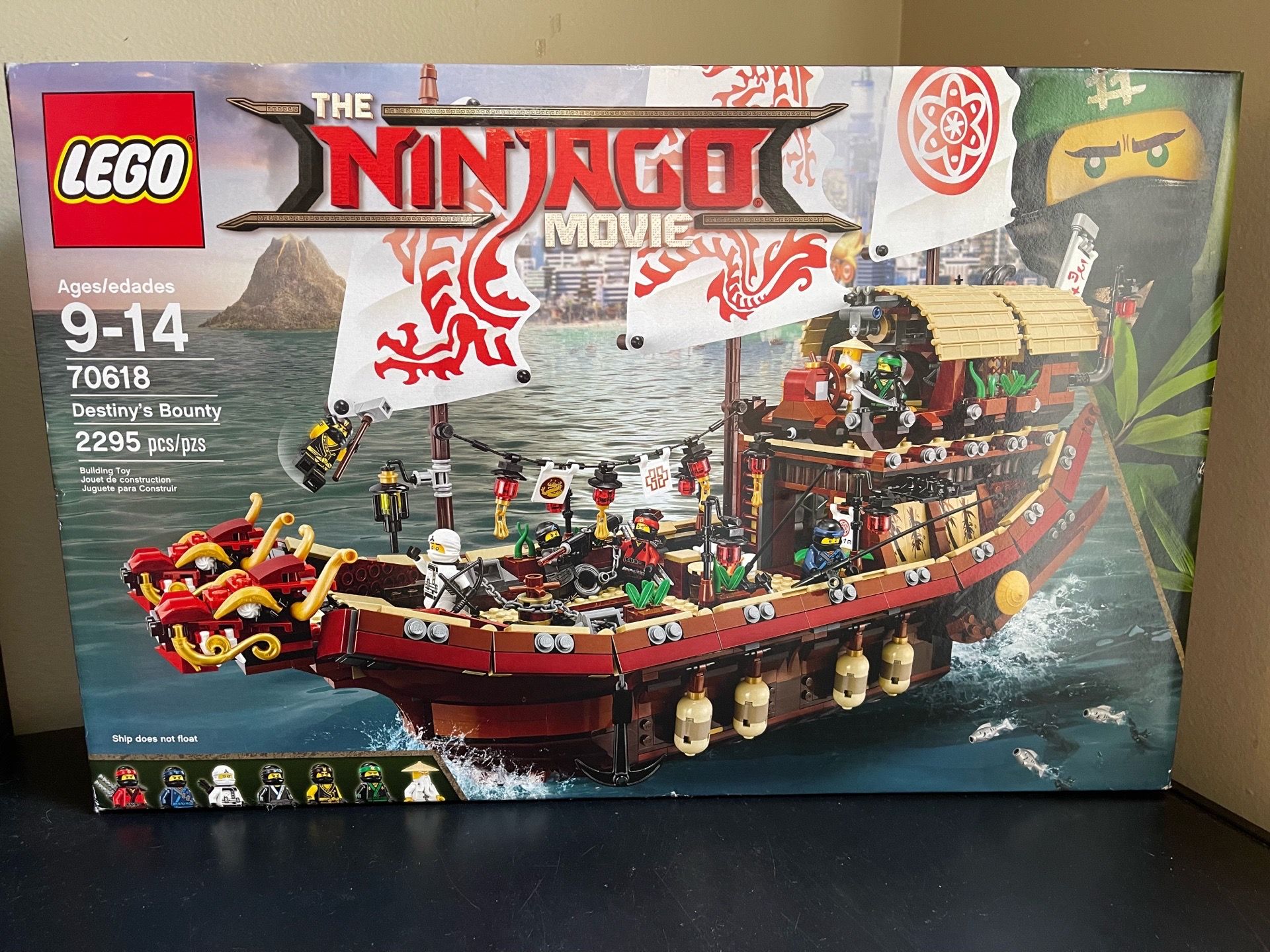 Lego Ninjago Destiny’s Bounty 70618 SEALED IN SHIPPING BOX PRISTINE